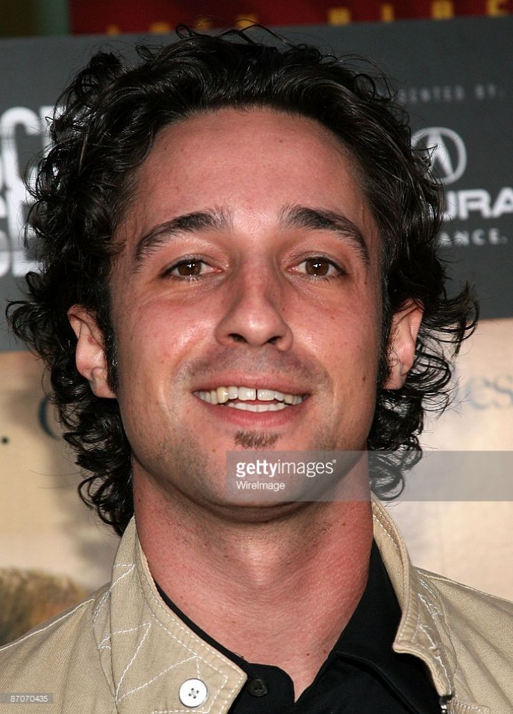 Thomas Ian Nicholas