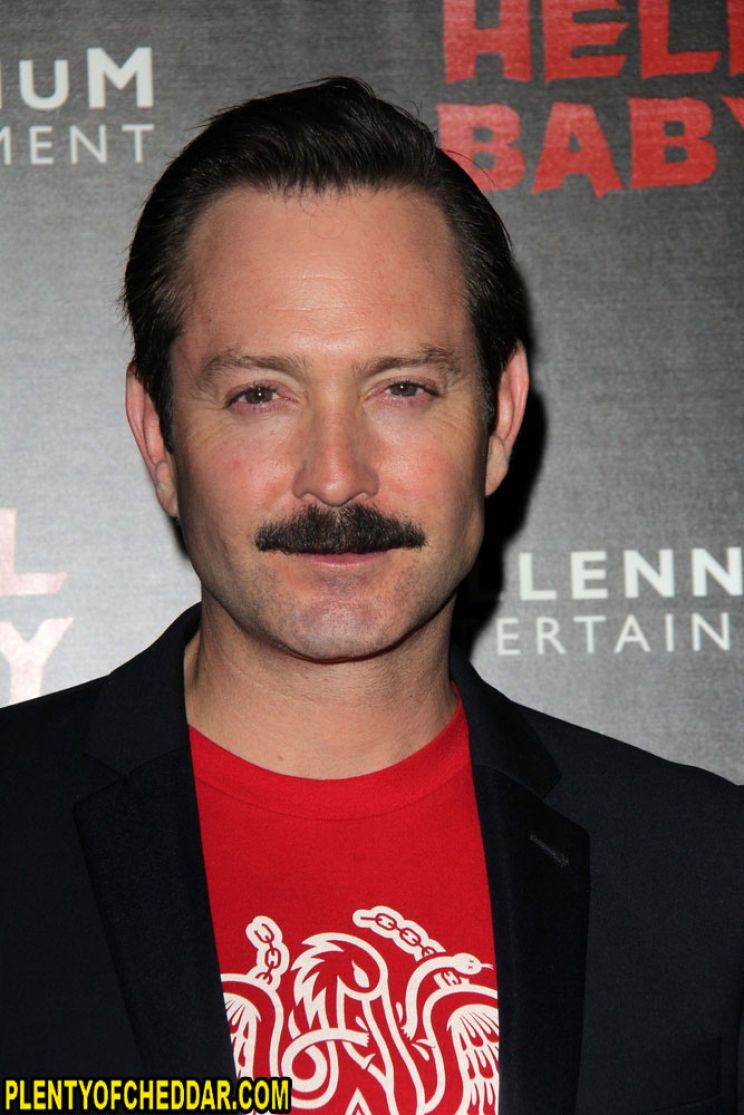 Thomas Lennon