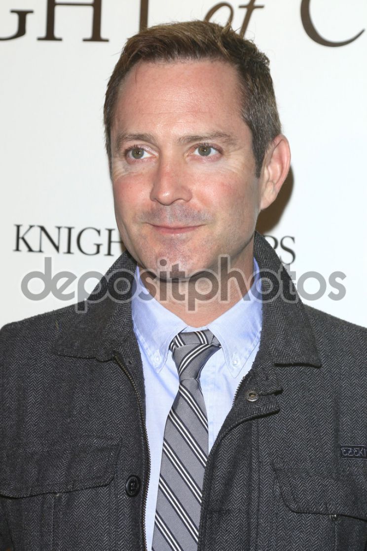 Thomas Lennon