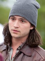 Thomas McDonell photo