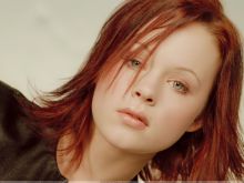 Thora Birch photo