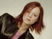 Thora Birch photo