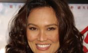 Tia Carrere