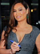 Tia Carrere