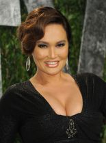 Tia Carrere