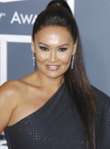 Tia Carrere