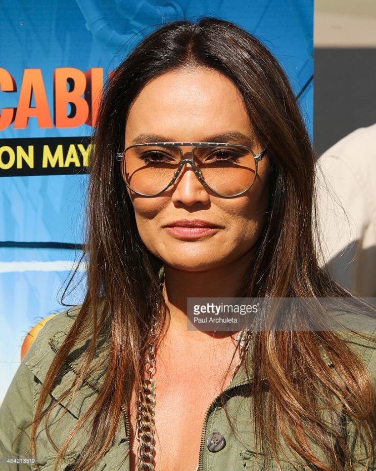 Tia Carrere