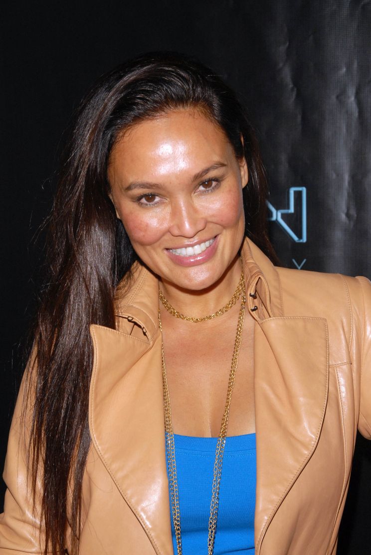 Tia Carrere