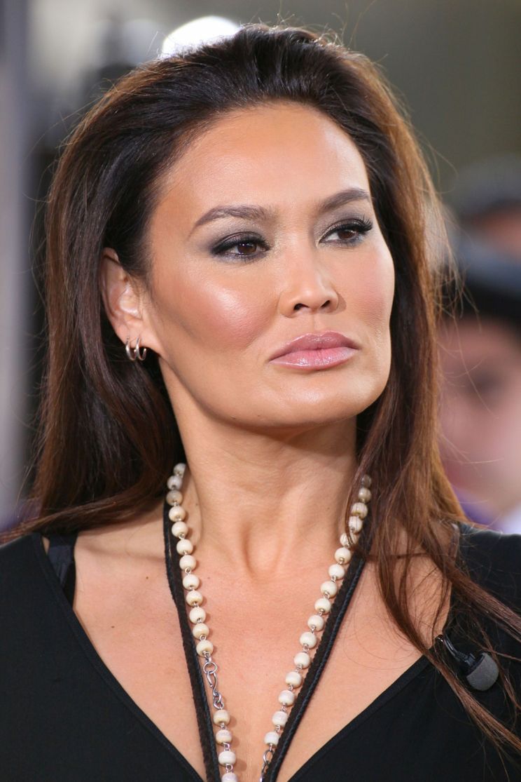 Tia Carrere