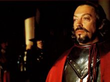 Tim Curry