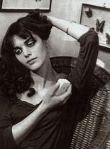 Tina Aumont photo