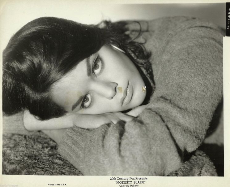 Tina Aumont