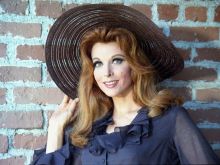 Tina Louise