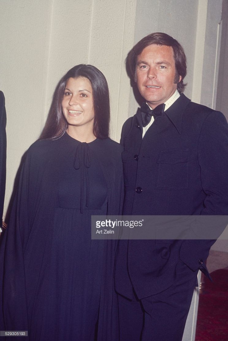 Tina Sinatra