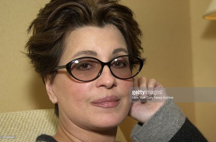 Tina Sinatra