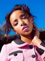 Tinashe #1993528 picture (Portrait Medium)