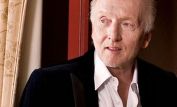 Tobin Bell