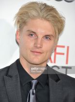 Toby Hemingway