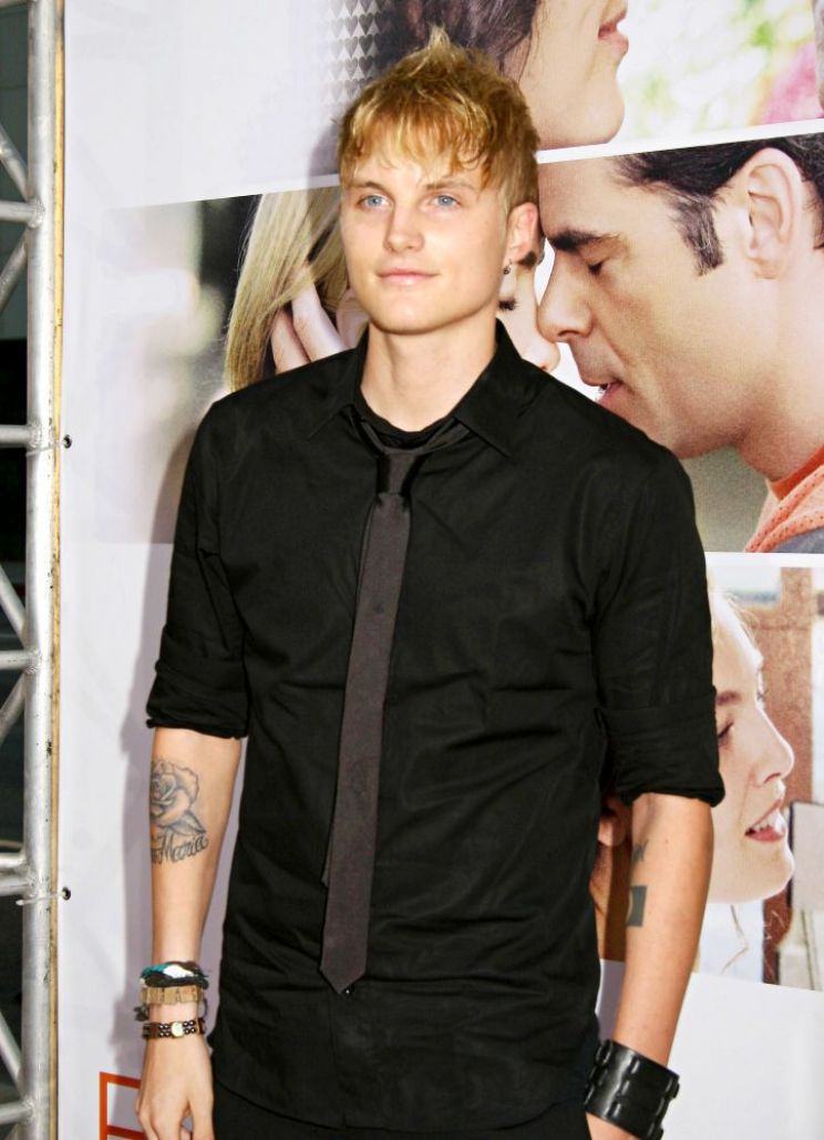 Toby Hemingway