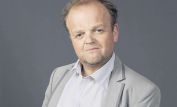 Toby Jones