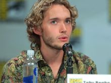 Toby Regbo