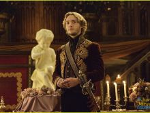 Toby Regbo