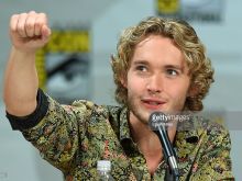 Toby Regbo