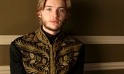 Toby Regbo