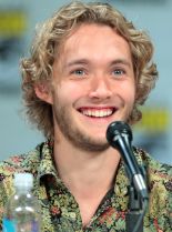 Toby Regbo