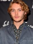 Toby Regbo