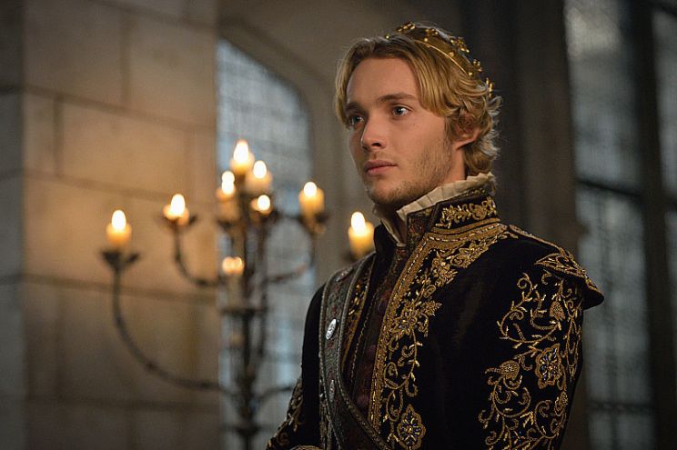 Toby Regbo