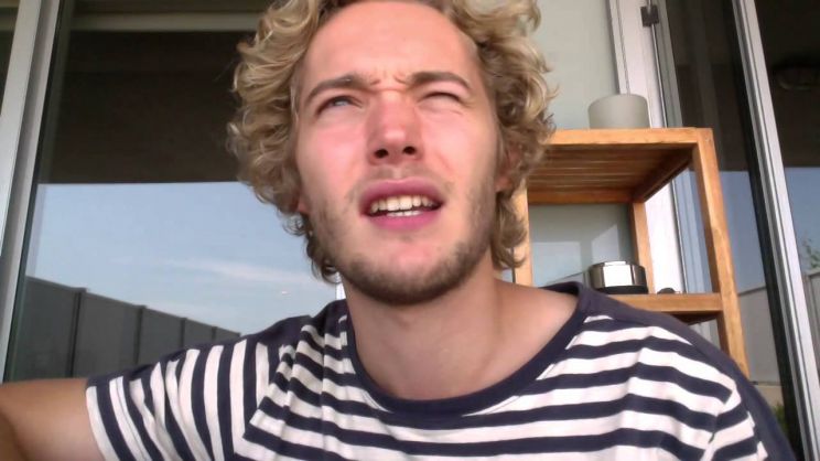 Toby Regbo