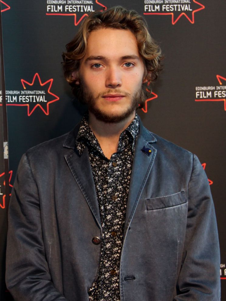 Toby Regbo