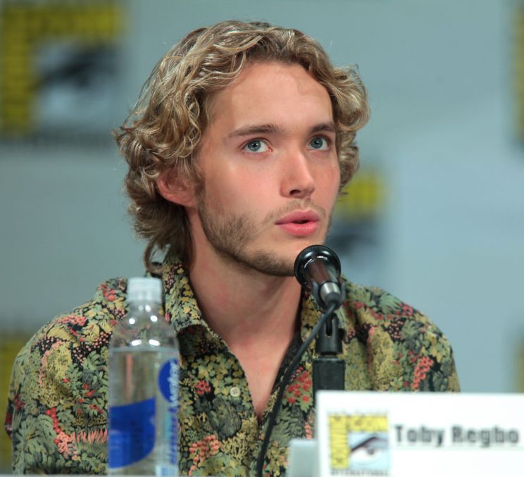 Toby Regbo