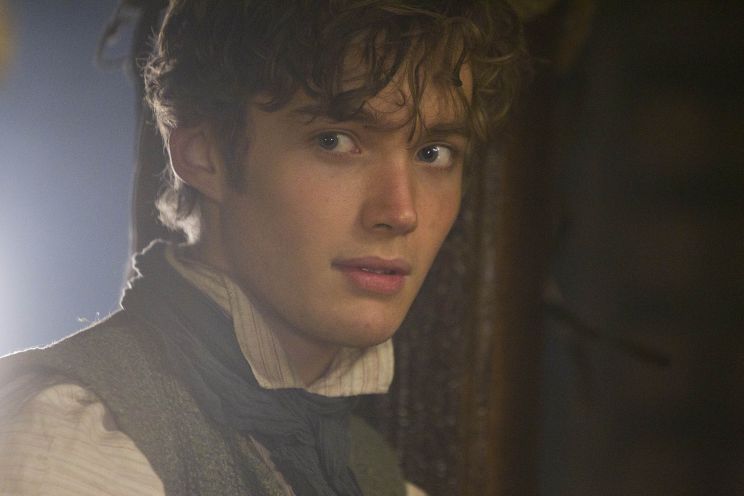 Toby Regbo