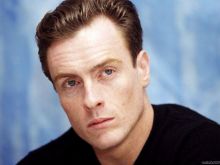 Toby Stephens