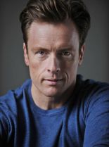 Toby Stephens