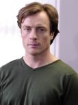 Toby Stephens