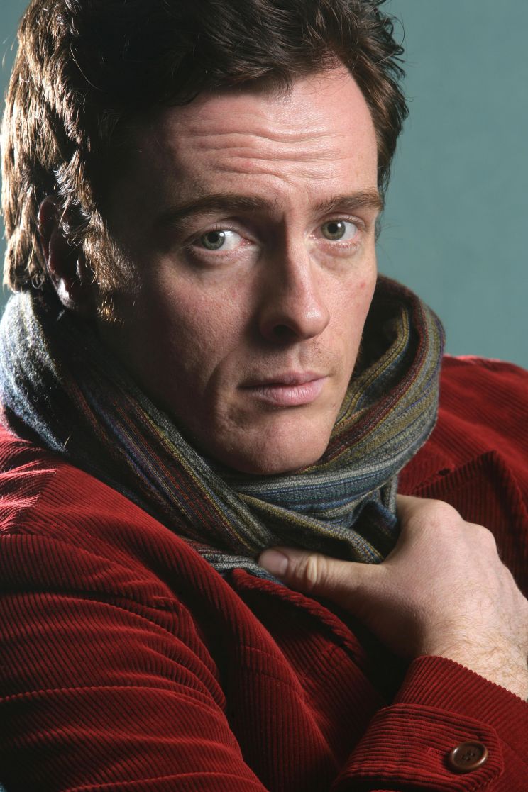 Toby Stephens