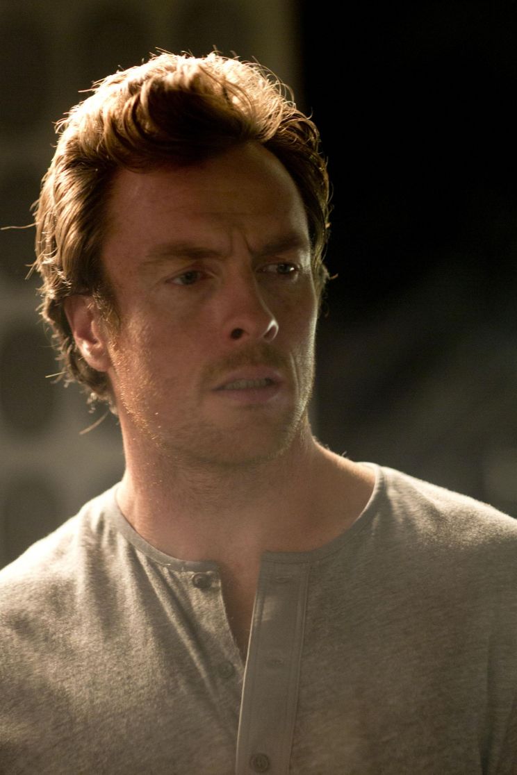 Toby Stephens