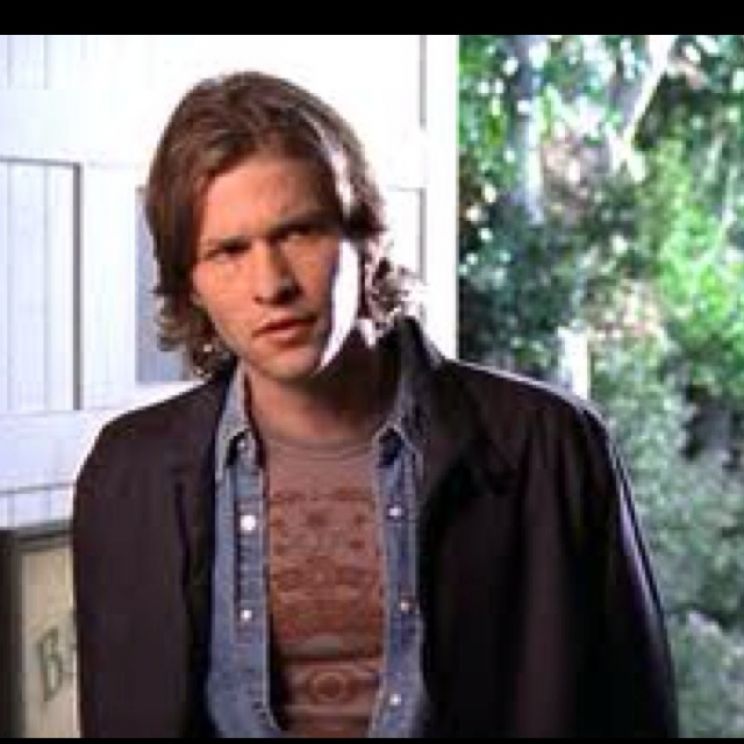 Todd Lowe