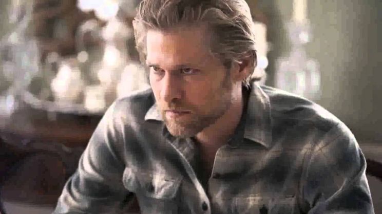 Todd Lowe