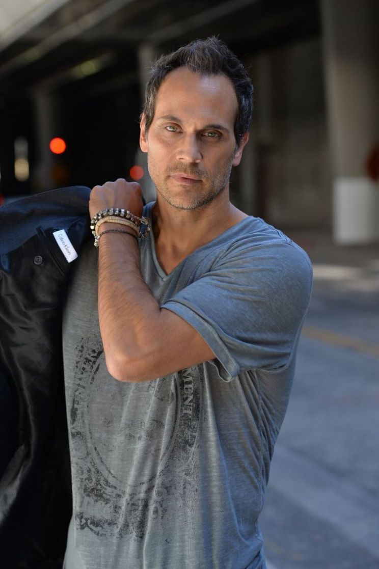 Todd Stashwick