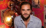 Tom Bateman