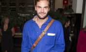 Tom Bateman