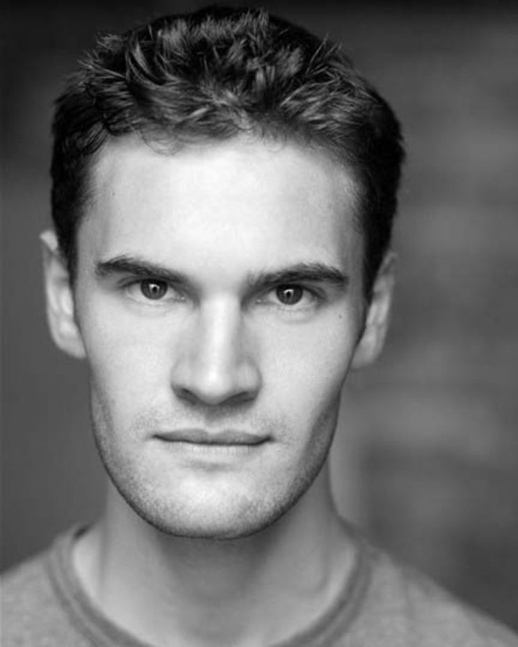 Tom Bateman