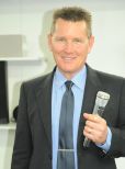 Tom Burlinson