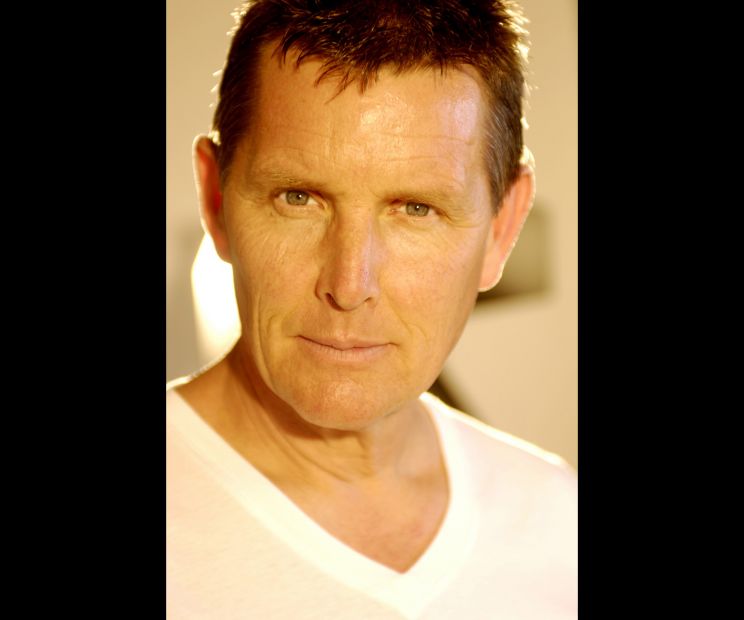 Tom Burlinson