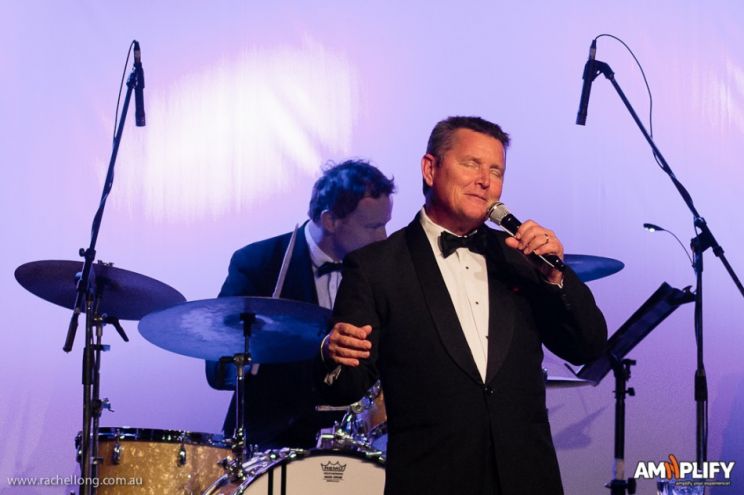 Tom Burlinson