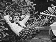 Tom Conti